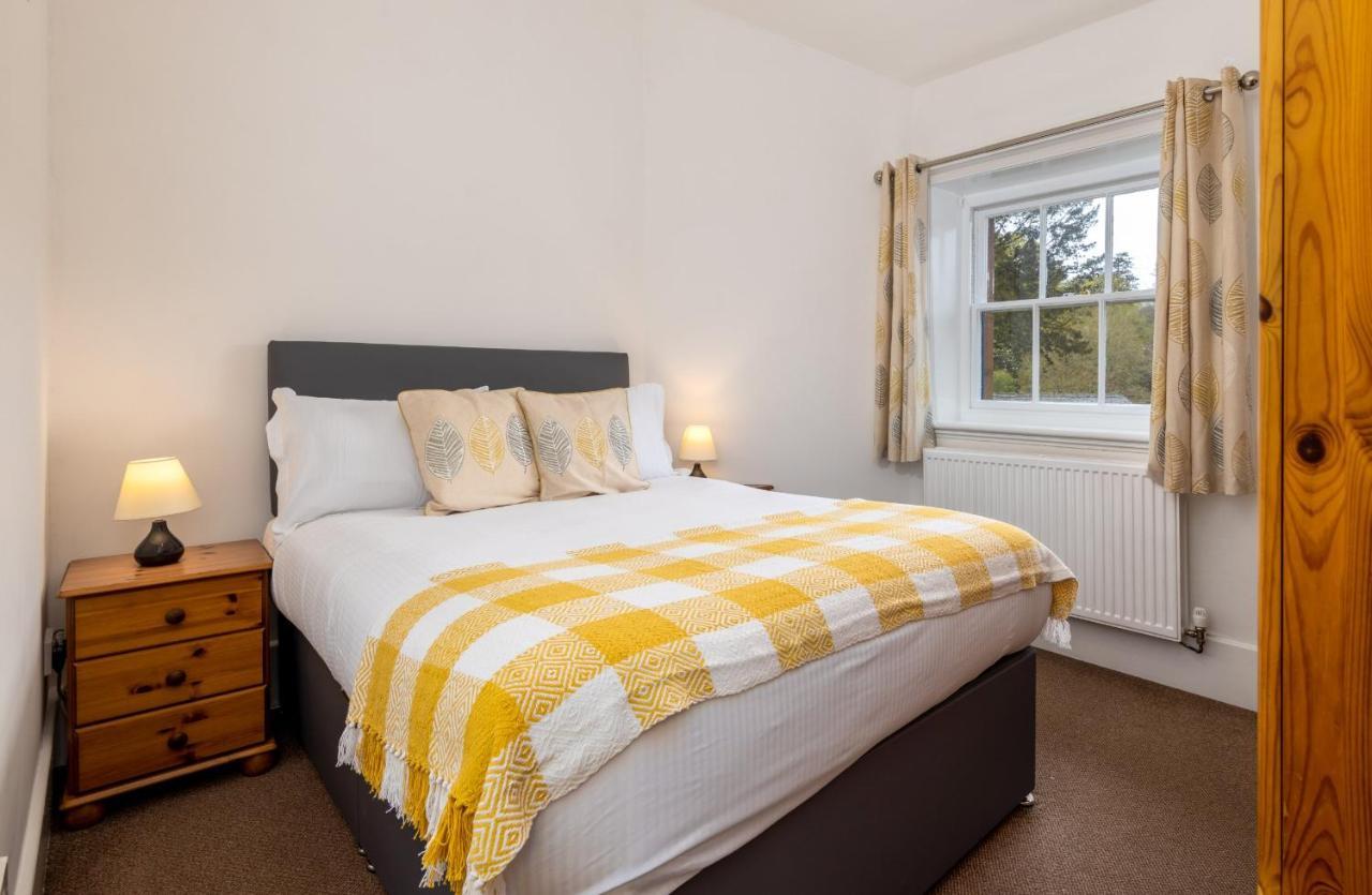 Muncaster Castle Coachman'S Quarters Bed and Breakfast Ravenglass Exteriör bild