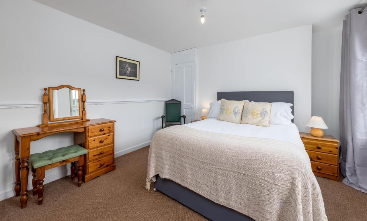Muncaster Castle Coachman'S Quarters Bed and Breakfast Ravenglass Exteriör bild