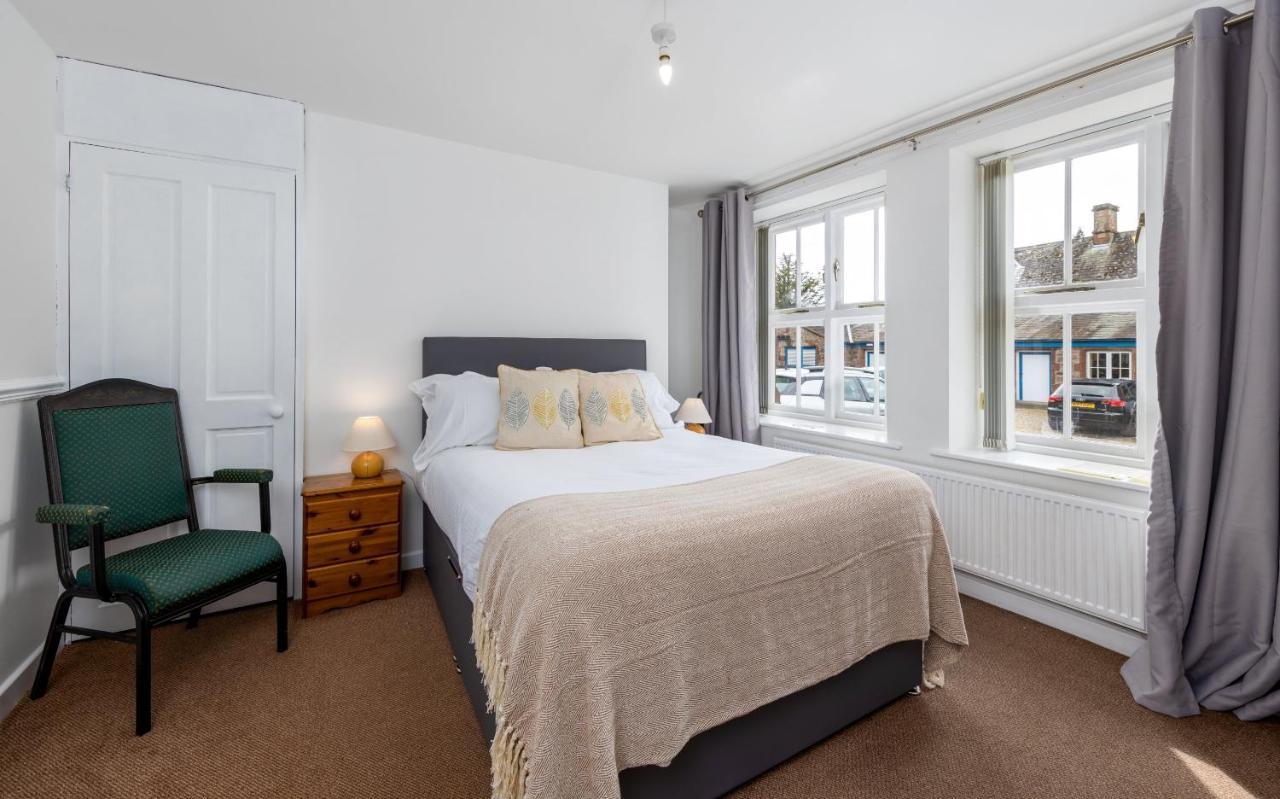 Muncaster Castle Coachman'S Quarters Bed and Breakfast Ravenglass Exteriör bild