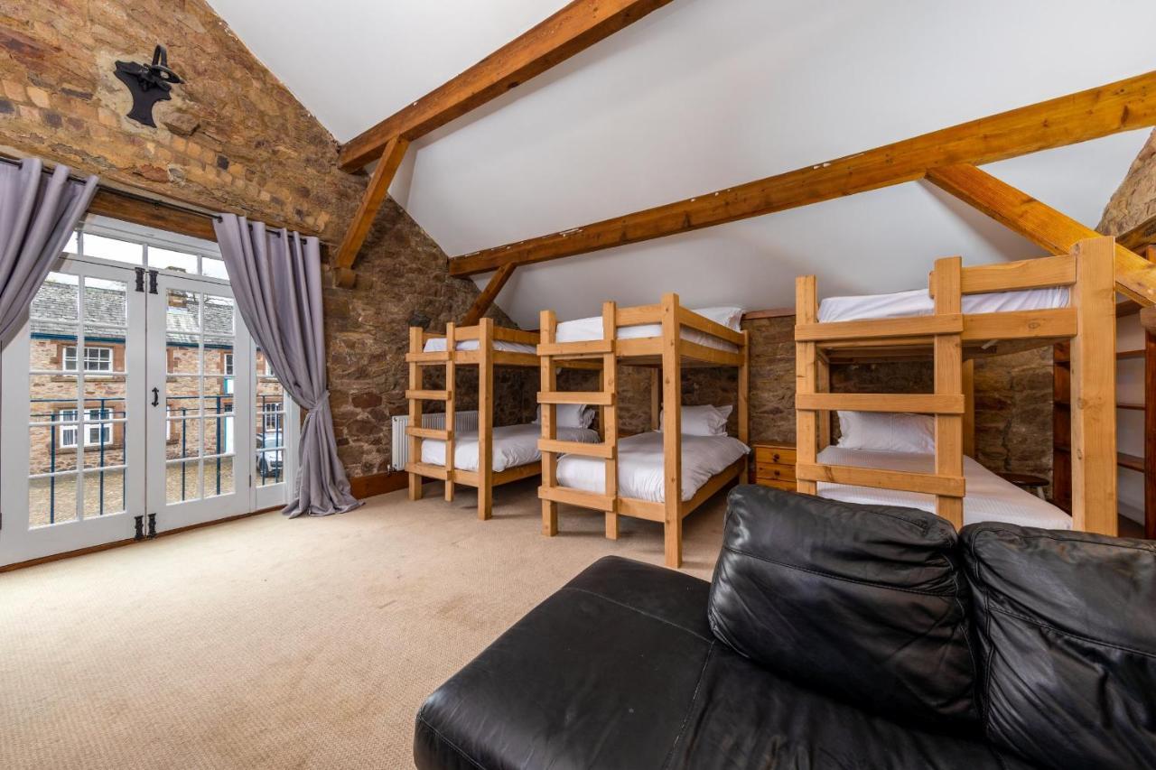 Muncaster Castle Coachman'S Quarters Bed and Breakfast Ravenglass Exteriör bild
