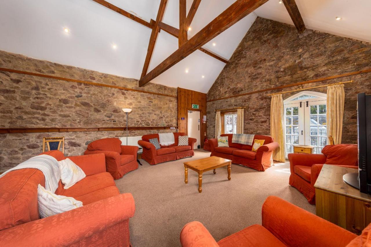 Muncaster Castle Coachman'S Quarters Bed and Breakfast Ravenglass Exteriör bild