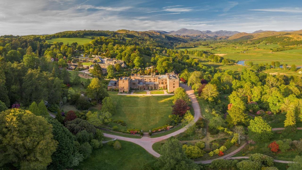 Muncaster Castle Coachman'S Quarters Bed and Breakfast Ravenglass Exteriör bild