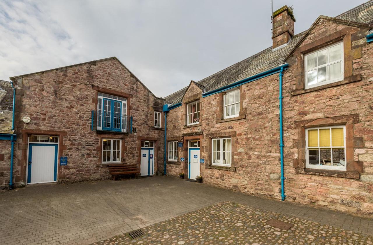 Muncaster Castle Coachman'S Quarters Bed and Breakfast Ravenglass Exteriör bild